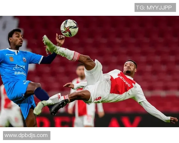 卡尔斯鲁厄与费耶诺德的精彩对决揭示了足球战术的魅力与激情